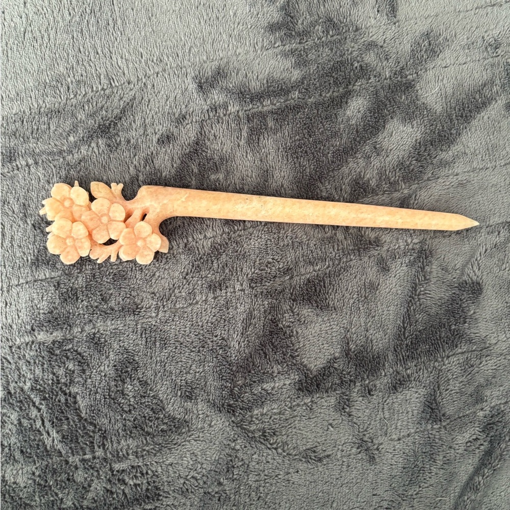 Grade A Floral Jade Hair Pin